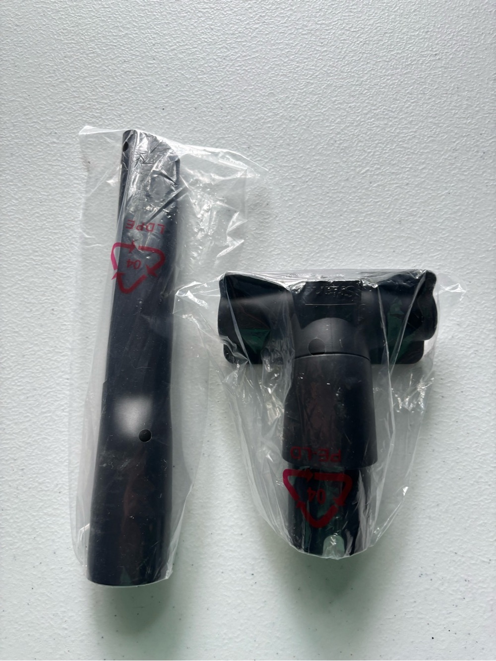 Shark Upright Vacuum Attachment Lot OEM 2 Crevice Tools 2 Upholstery Tools New - Picture 5 of 5